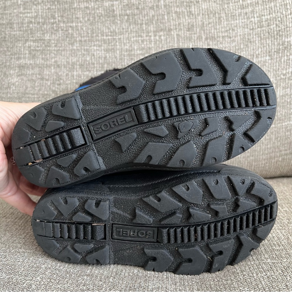 Kid’s Sorel Winter Snow Boots Toddler Boy 12 Black Blue Yellow Faux Fur - Picture 8 of 12